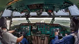 Kokpit oryginalnych Tu-95MS nie należy do nowoczesnych. Obecnie trwa powolna modernizacja