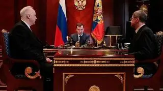 Konflikt śledczych z prokuratorami po "aferze kasyn" łagodzić musiał prezydent Miedwiediew (marzec 2011)