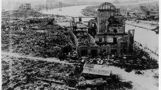 Kopuła Bomby Atomowej dziś Pomnik Pokoju, jeden z niewielu budynków, który nie uległ całkowitemu zniszczeniu