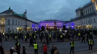 Krakowskie Przedmieście już po zakończeniu marszu