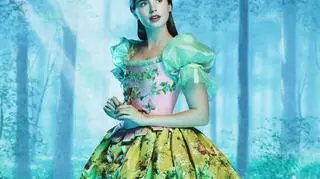 Królewnę Śnieżkę w "The Brothers Grimm: Snow White" gra Lily Collins (fot. Relativity Media)