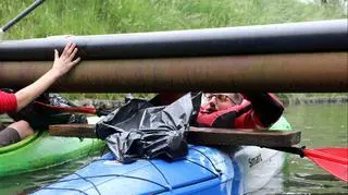 Kto chciał, mógł sprzątać rzekę z kajaka