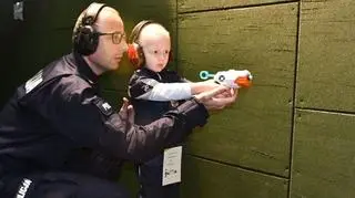 Kuba uczył się strzelać w śląskiej komendzie policji