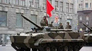 Kurganiec ma być następcą mało udanego BMP-3, który rosyjskie wojsko kupiło w relatywnie małych ilościach, nie pozwalających na wycofanie starszych BMP -1/2