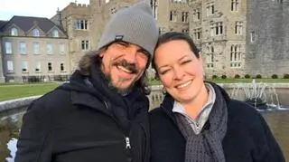  Kurt i Melissa Cochranowie w Londynie świętowali 25. rocznicę ślubu