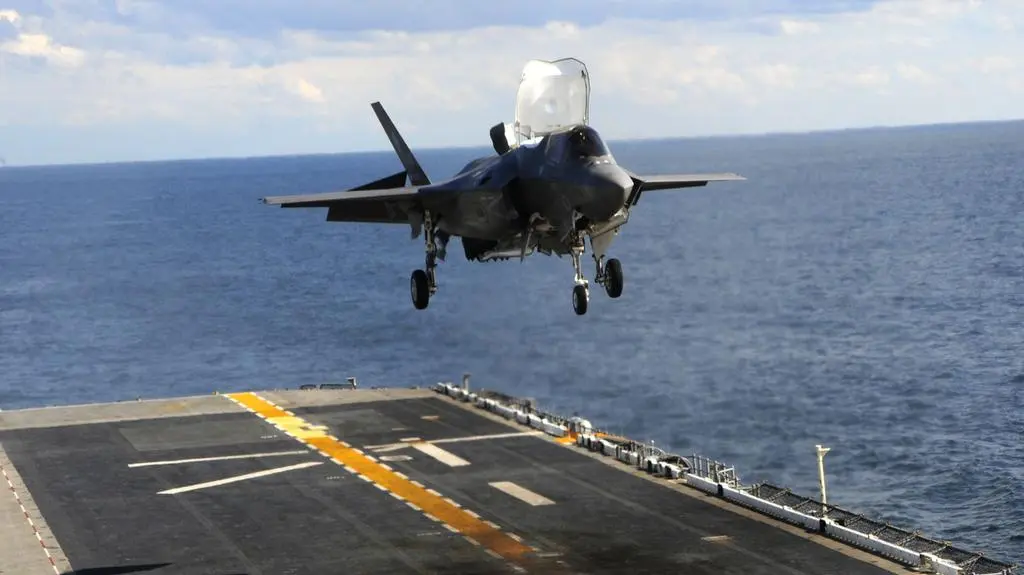 Lądowanie przebiegło bezproblemowo (Fot. US Navy)