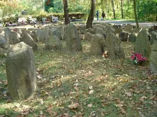 Lapidarium żydowskie na cmentarzu Miłostowo w Poznaniu