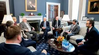 Lech Wałęsa spotkał się w Waszyngtonie z Mikiem Pence&#039;em