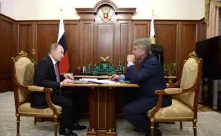 Leonid Michelson i Władimir Putin w styczniu 2016 roku