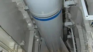 Makieta MOP w makiecie komory bombowej B-2 podczas szkolenia techników