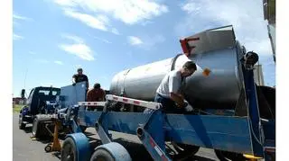 Mało subtelne metody transportu megabomby (National Nuclear Security Administration)