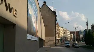Malowidło miałoby powstać na ścianie łączącej stary gmach placówki z nowym