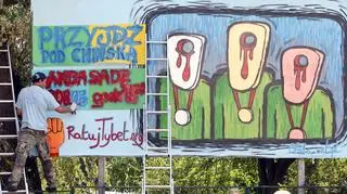 Manifestacja pod hasłem "Alternatywne rozpoczęcie Igrzysk" w Warszawie (fot. PAP)