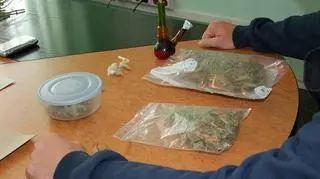 marihuana w szafie na Palacza 