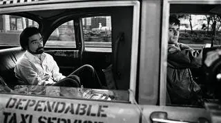 Martin Scorsese reżyseruje de Niro w taksówce (fot. Taschen)