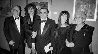 Martin Scorsese z rodzicami - Catherine i Charlesem Scorsese oraz z córkami