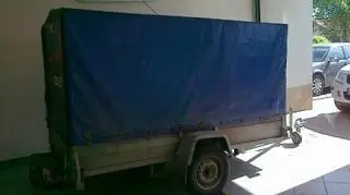 Mężczyzna nawiercił rurociąg i za pomocą gumowego węża zdążył wypompować około 300 litrów paliwa