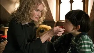 Mia Farrow jako pani Baylock w remake'u "Omena" w 2006 r