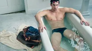 Michael Phelps w hotelowej łazience w Londynie podczas igrzysk olimpijskich