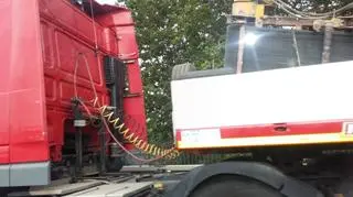 Mimo kolizji na estakadzie nie powinno być utrudnień 