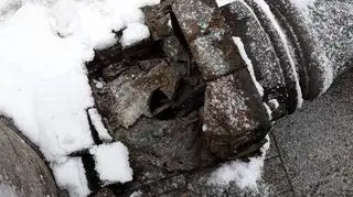 Mocowanie przewróconej latarni