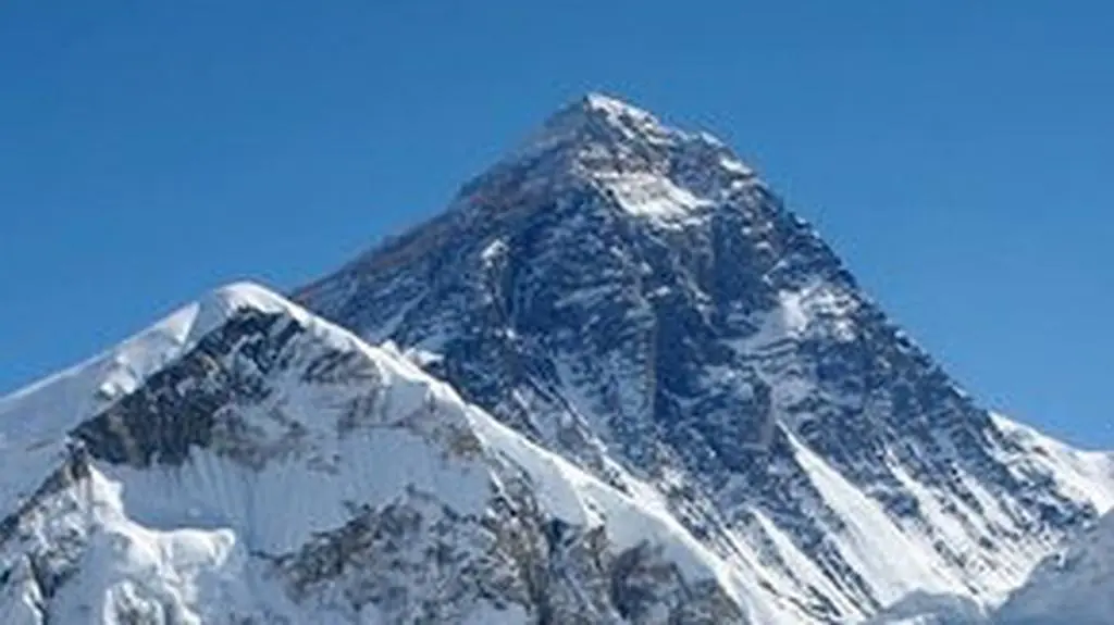 Mount Everest liderem
