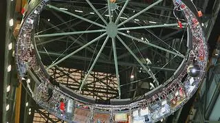 "Mózg" rakiet Saturn V. Wszystkie urządzenia kierujące montowano w elemencie łączącym trzeci stopień z ładunkiem na szczycie rakiety