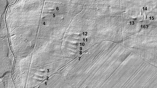 Na mapie zaznaczone są wszystkie kurhany 