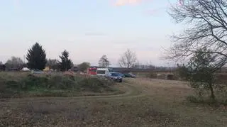 Na miejscu działa policja i straż pożarna