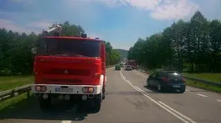 Na miejscu jest 15  zastępów straży pożarnej 