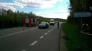 Na miejscu są policjanci i straż pożarna 