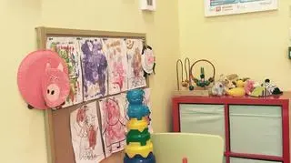 "Na miejscu znajduje się kącik zabaw dla dzieci, warto pochwalić!"