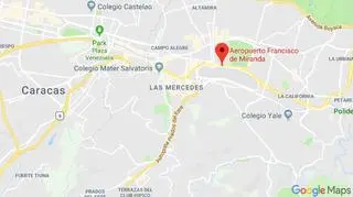 Na nagraniu opublikowanym na swoim koncie Twitterowym widać Guaido stojącego w grupie mężczyzn w mundurach w bazie lotniczej La Carlota w stolicy kraju, Caracas.