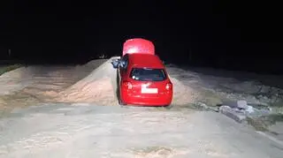 Na trasie Unii Europejskiej przy zjeździe na S7 doszło do groźnego zdarzenia