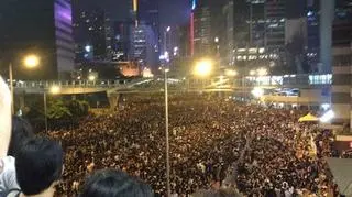 Na ulice Hongkongu wyszły tysiące ludzi