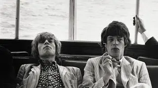 Na zdjęciu z albumu Brian Jones i Mick Jagger w 1966 w Nowym Jorku (fot. Taschen)
