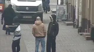 Napastników zarejestrowały kamery monitoringu