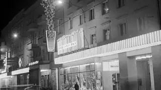 Neon "Prząśniczka" w 1973 r.