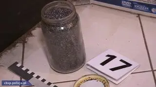 Nielegalna broń, materiały wybuchowe i amunicja ujawnione przez CBŚP