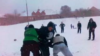 Niesłyszący rugbiści trenują w każdych warunkach