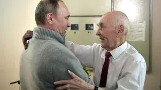 - Nigdy nie zapomnimy tego, co pan zrobił dla kraju i dla nas – powiedział byłemu szefowi Władimir Putin 