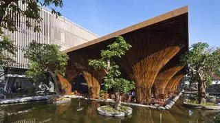 o tytuł World Building of the Year 2013 walczy też inny projekt Vo Trong Nghia - Kontum Indochina Café