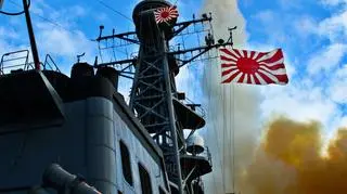 Odpalenie przeciwrakiety SM-3 z japońskiego niszczyciela JM Kirishima