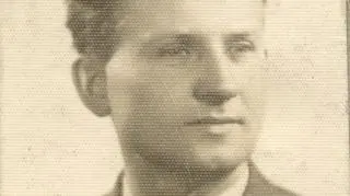 Oficer Łukasz Ciepliński (www.zhwin.pl)