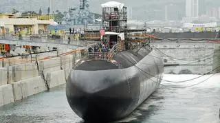 Okręt typu Los Angeles w doku (Fot. Us Navy)