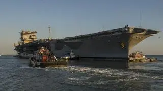 Okręt został ogołocony z większości sprzętu. Zniknęły między innymi charakterystyczne anteny radarowe z nadbudówki