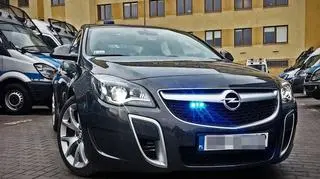 Opel insignia OPC - 325KM w służbie polskiej policji