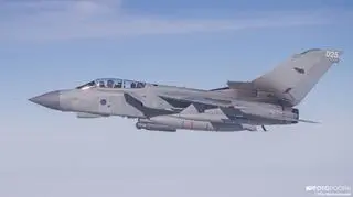 Operacja AAR (Air-to-Air Refueling) niemieckich myśliwców Eurofighter Typhoon i brytyjskich samolotów Panavia Tornado nad Morzem Północnym.