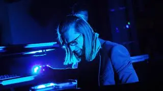 Oprawą muzyczną zajmie się duet Leszek Możdżer i Robert Piotrowicz (TVN24)