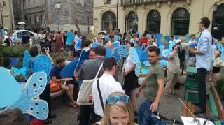 Organizatorzy protestu namówili uczestników, by ubrali się elegancko
